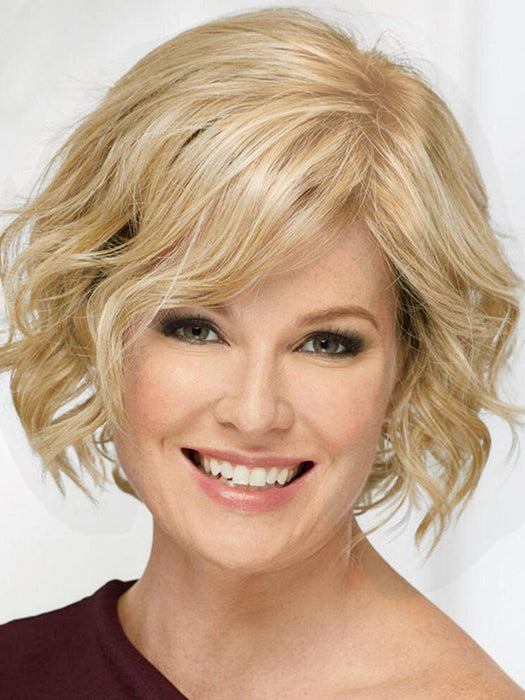 Blonde Chin Length Curly Synthetic Wigs