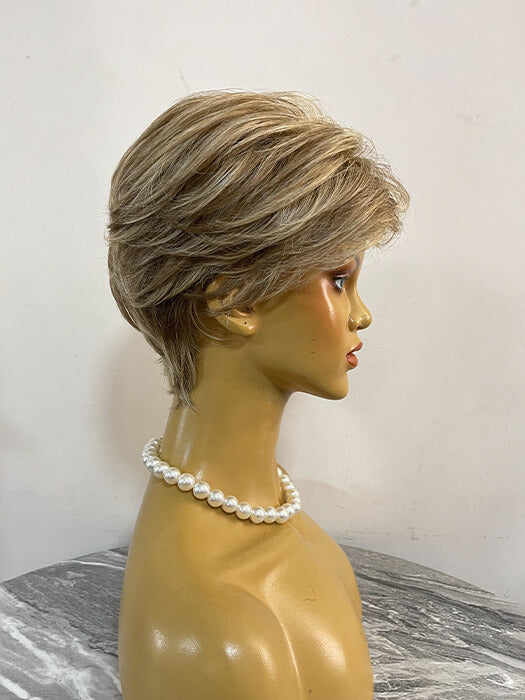 Trendy Short  Straight Blonde Synthetic Wigs(Buy 1 Get 1 Free)