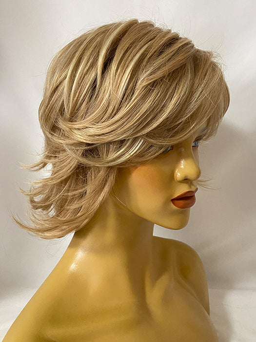 Fluffy Medium Wavy Synthetic Wigs (12 Inches）